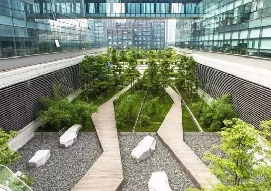 校園文化建設(shè)的精神追求！
